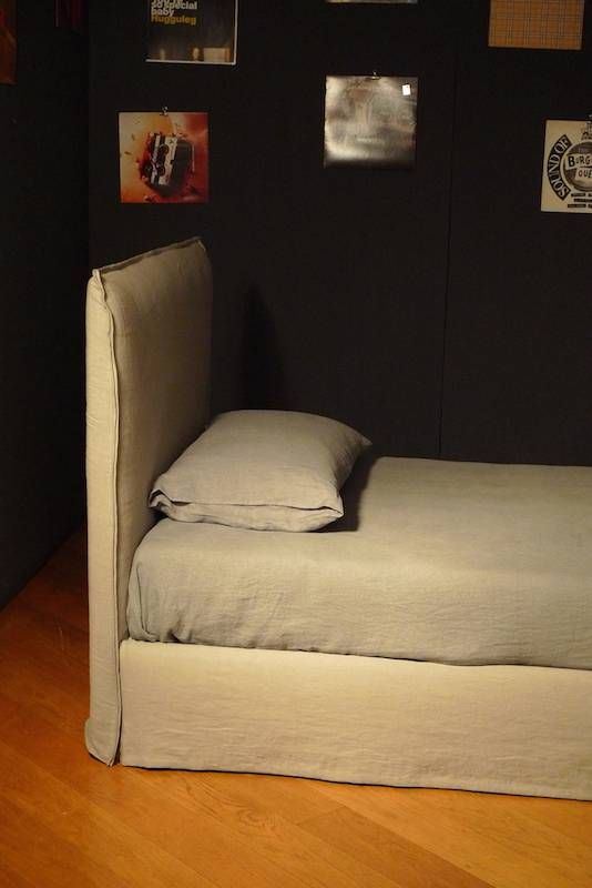letto nuvola-prodotti-divano su misura 001