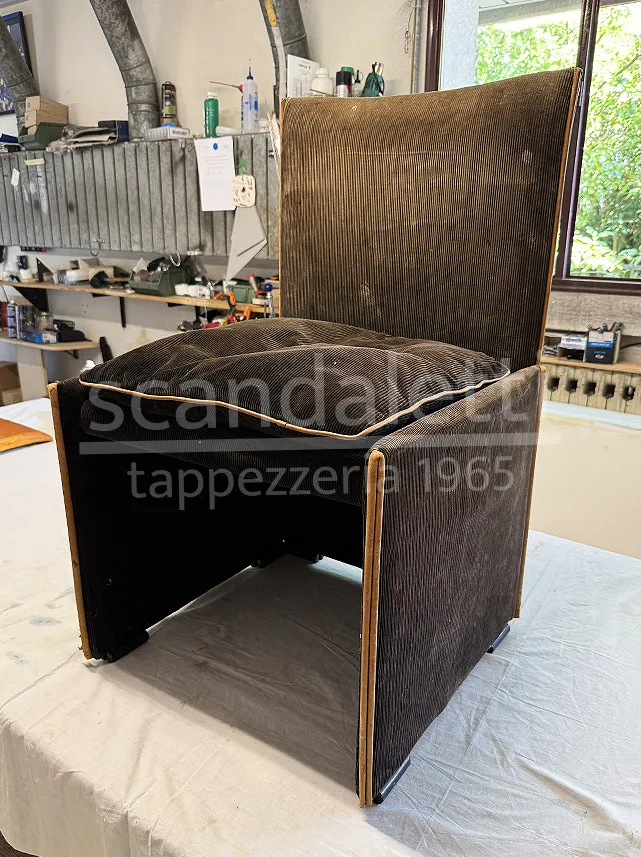 Prima del restauro sedia Cassina Break 401 - Scandaletti