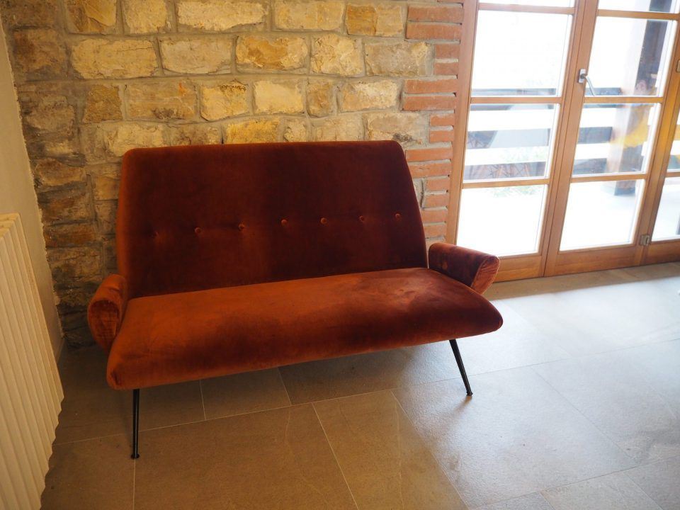 50s sofa restoration by Scandaletti