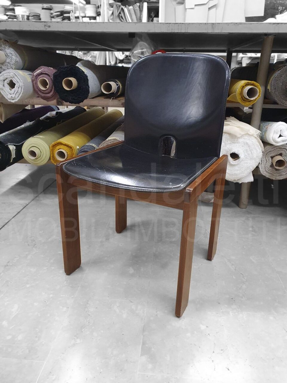 Restoration cassina 121 001