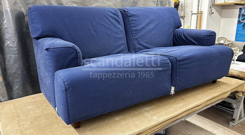 Restauro divano clelio zanotta scandaletti 3